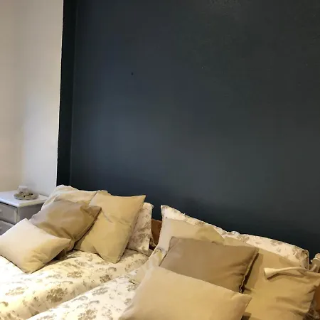 شقة Apartamento En 1º Linea De La Playa De Samil